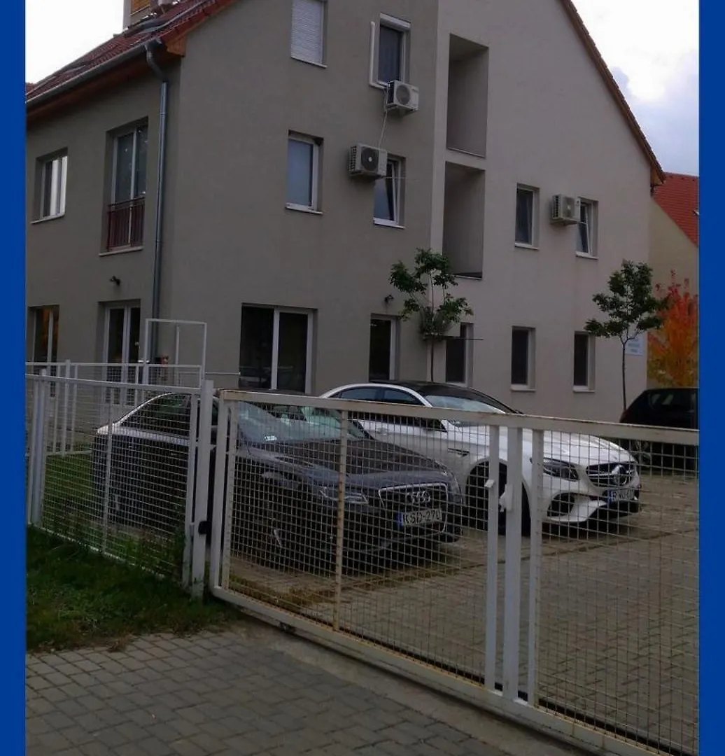 Blonde River Apartman Sőtér Szeged